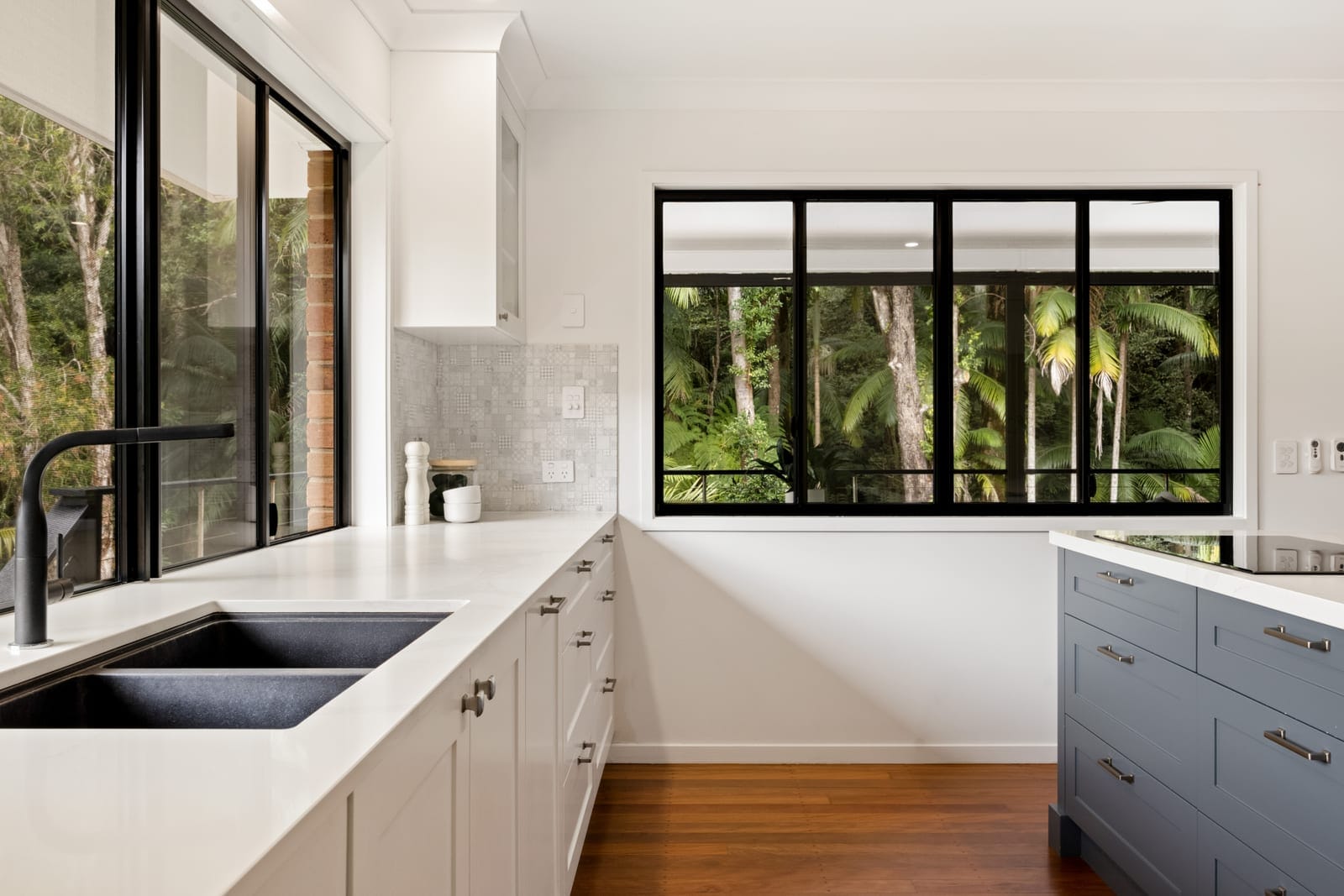SOLD BY OLLIE LEHMANN