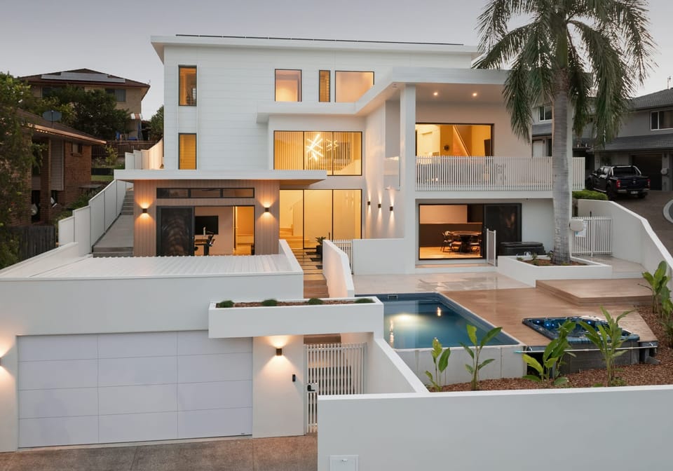 Stunning Commercial-Grade Build: Luxury Designer Living