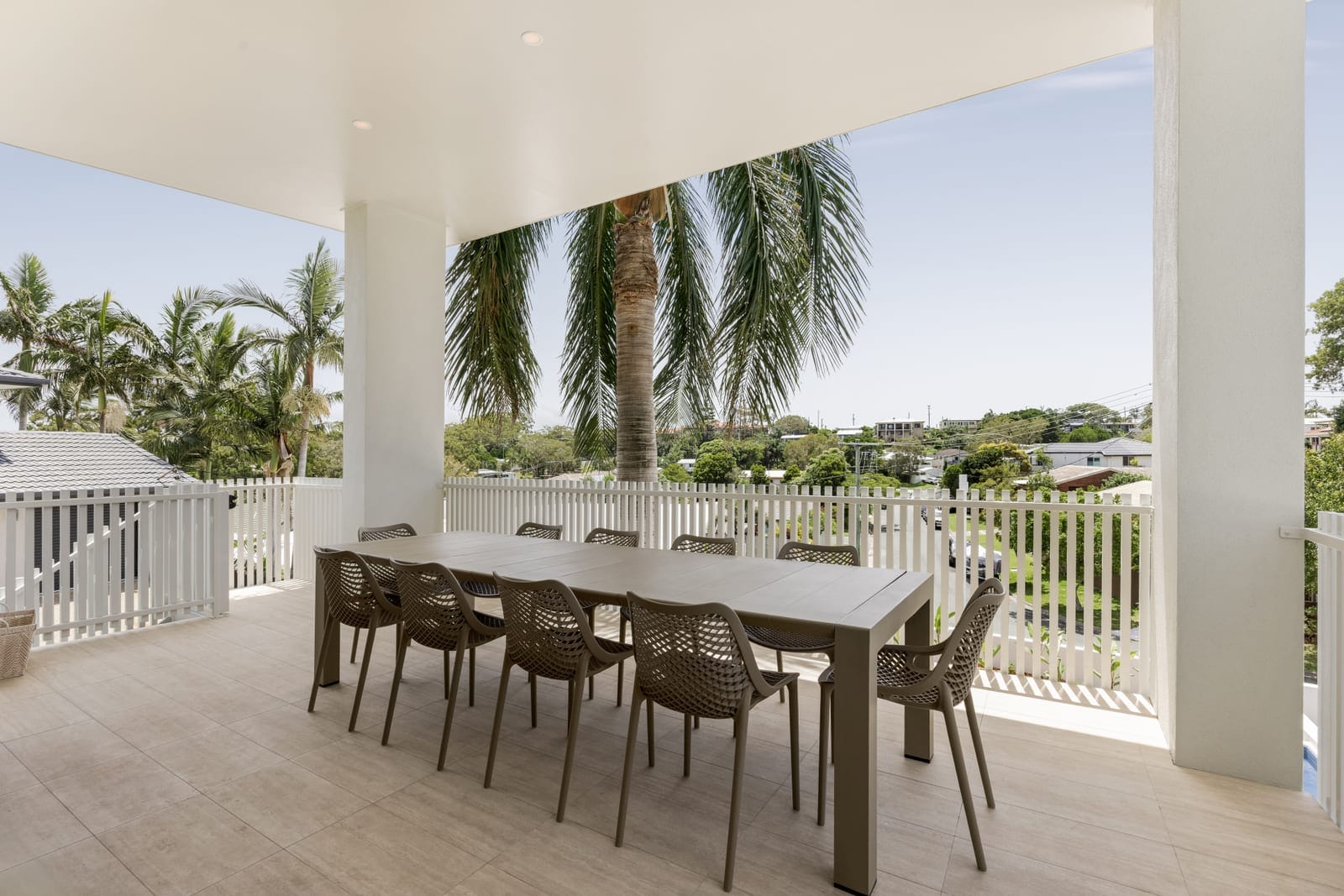 Stunning Commercial-Grade Build: Luxury Designer Living