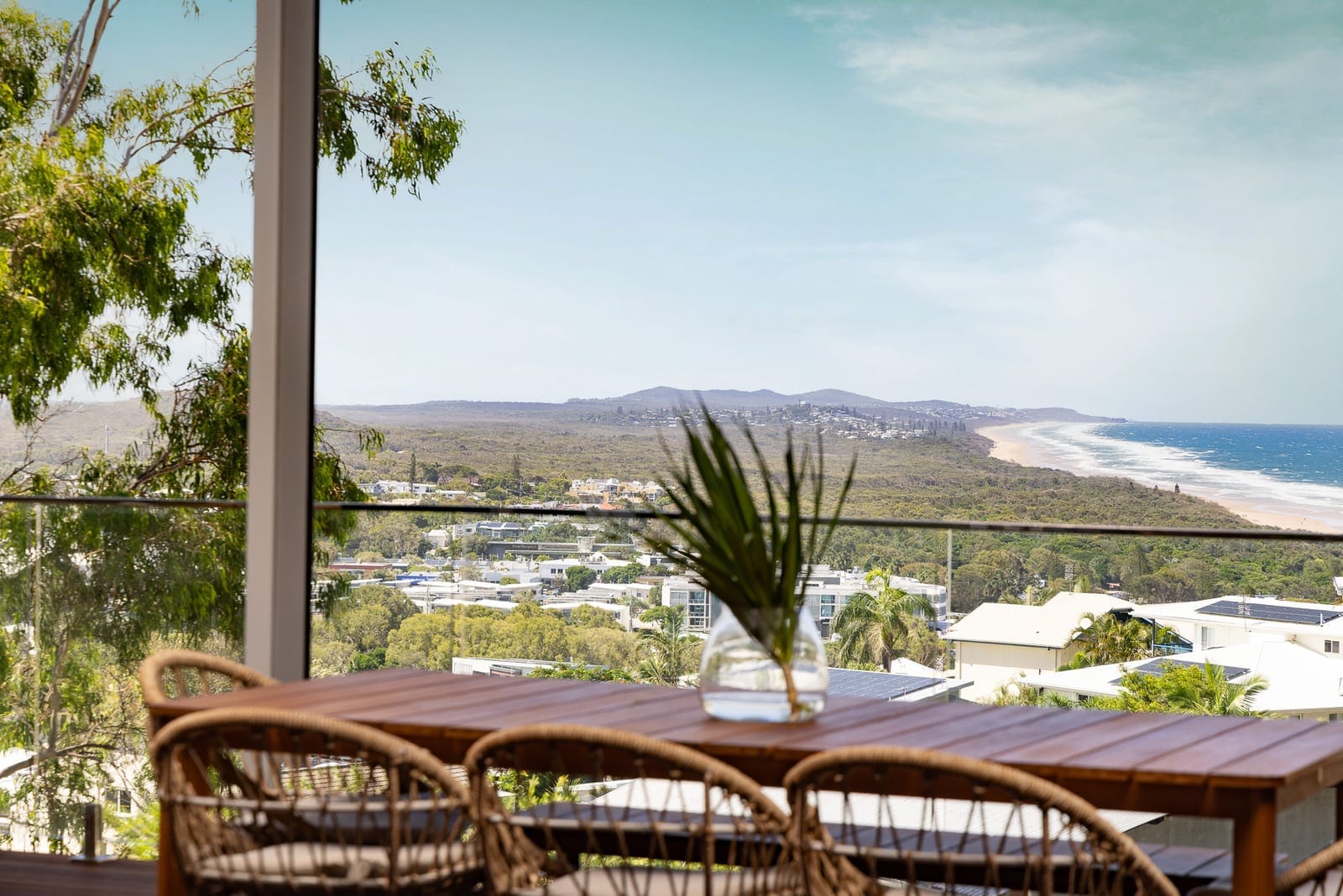 Jaw-dropping north-facing white water ocean views