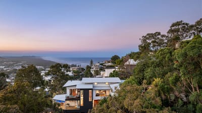 Jaw-dropping north-facing white water ocean views