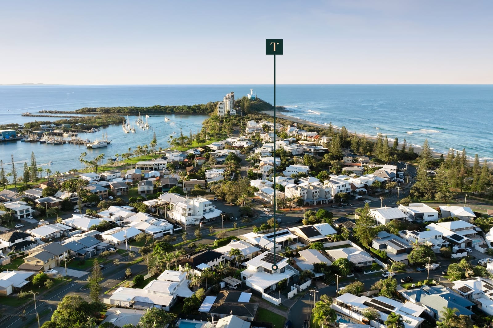 Bespoke Beachside Brilliance: Luxury, Location, Lifestyle!