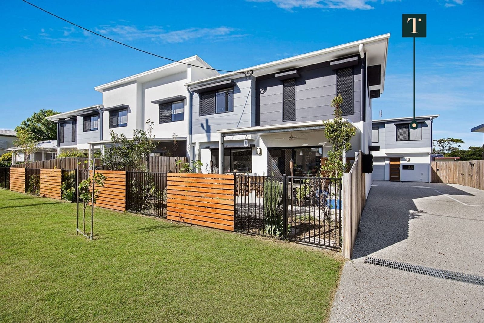 Stylish Townhouse in the Heart of Maroochydore