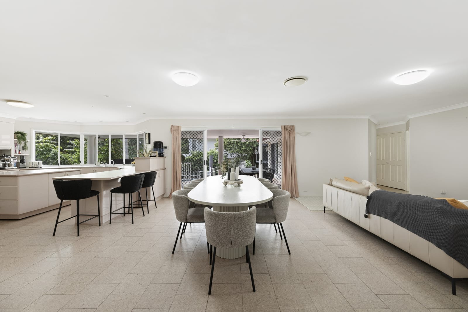 Renovation-Ready, Blue-Chip Pocket