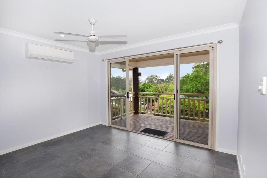 Renovated 4 Bed Home Opposite Parkland | Quiet Cul-de-Sac Location