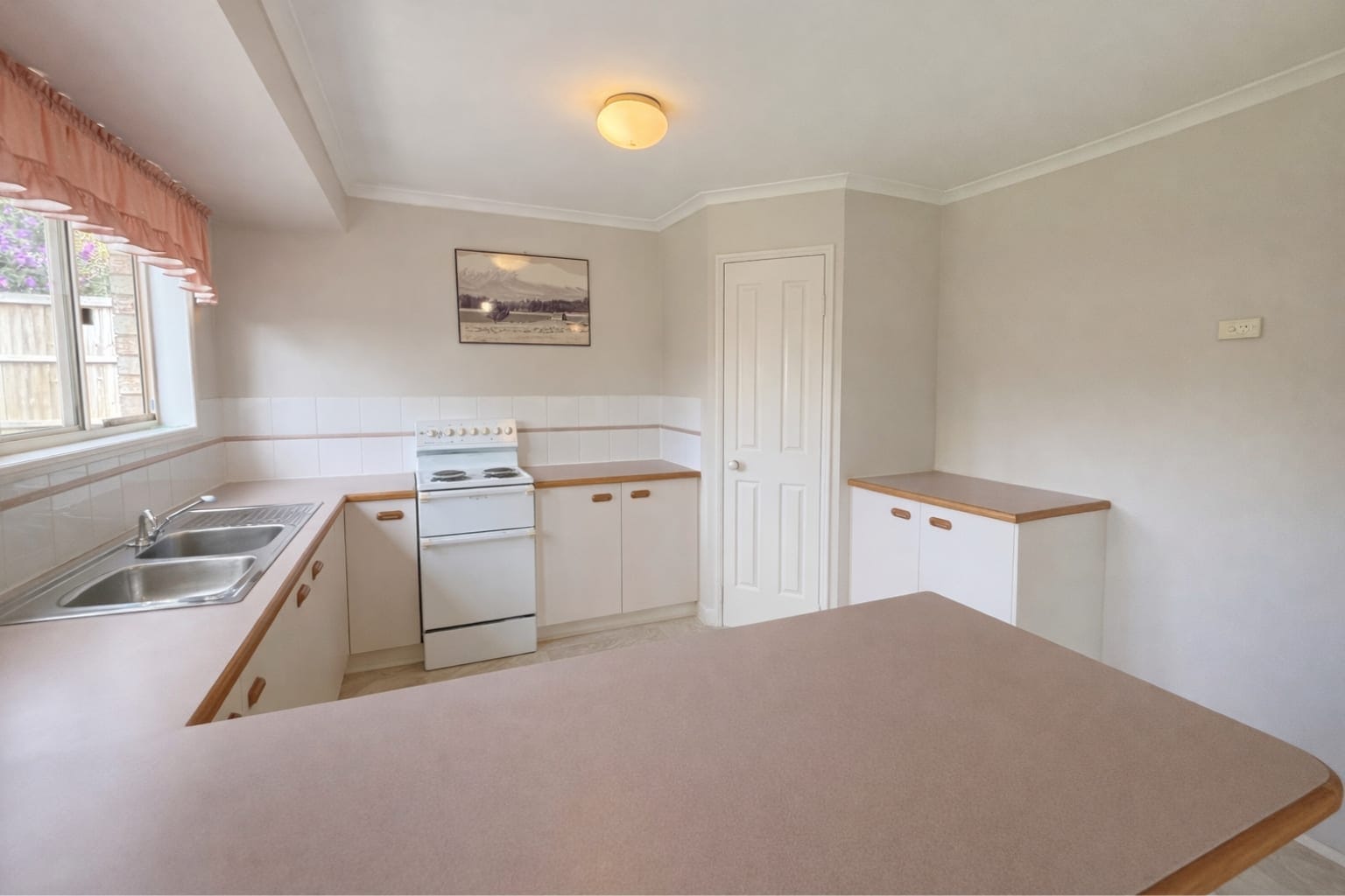 SOLD BY JAMIE VIBERT & NAJ ELSAYED