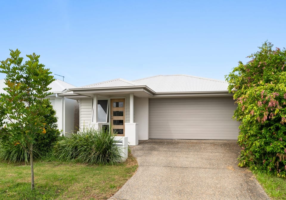 SOLD by Team Cassie Kennedy!
