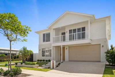 SOLD by Team Cassie Kennedy!