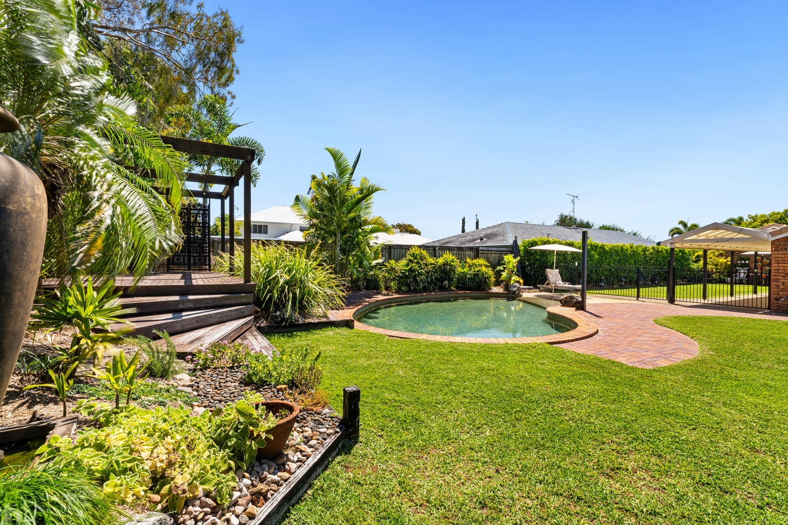 A Private Sanctuary on 1,152m² in Blue-Chip Minyama