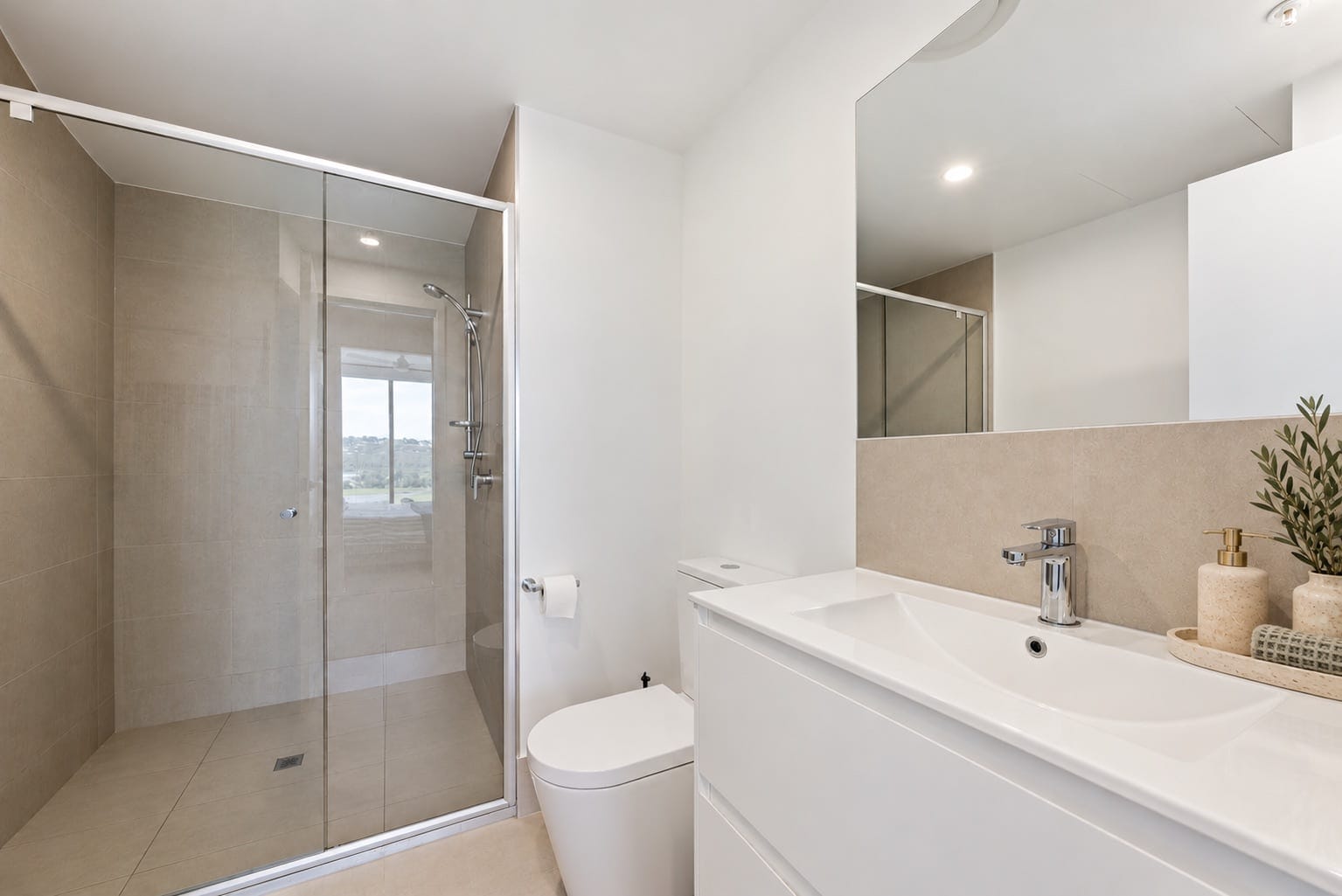 Sky-High Comfort in the Centre of It All - Vacant Possession