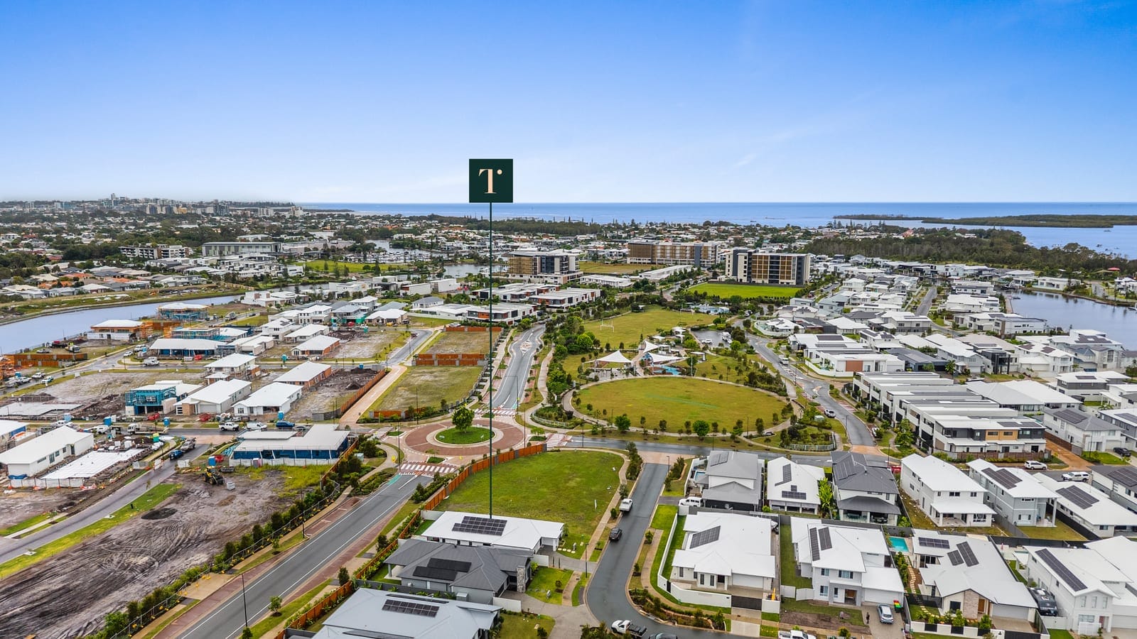Contemporary Luxury with Golf, Marina and Coastal Lifestyle