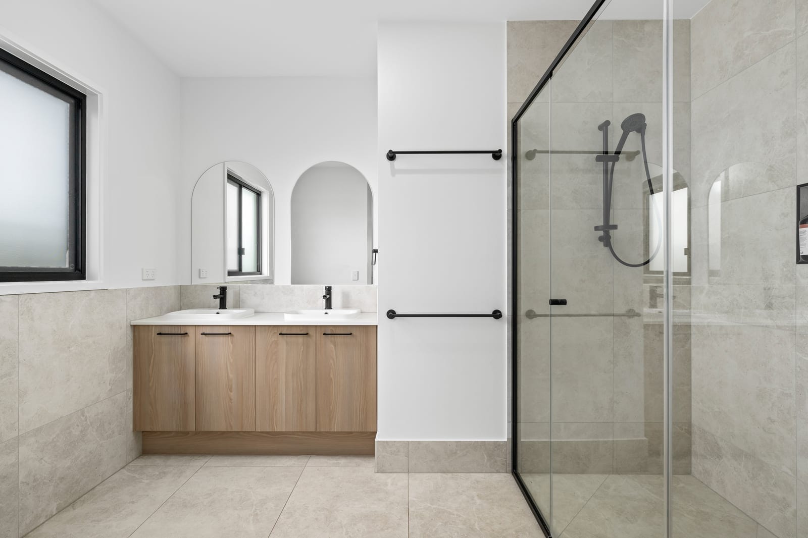 Contemporary Luxury with Golf, Marina and Coastal Lifestyle