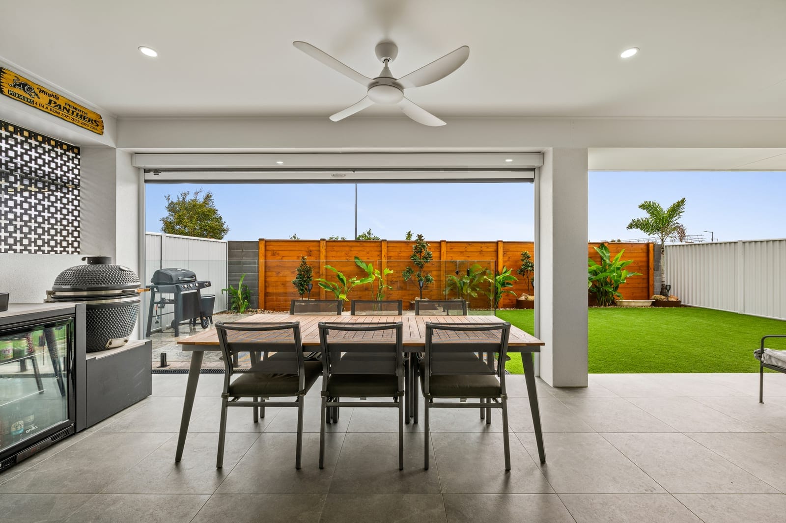 Contemporary Luxury with Golf, Marina and Coastal Lifestyle
