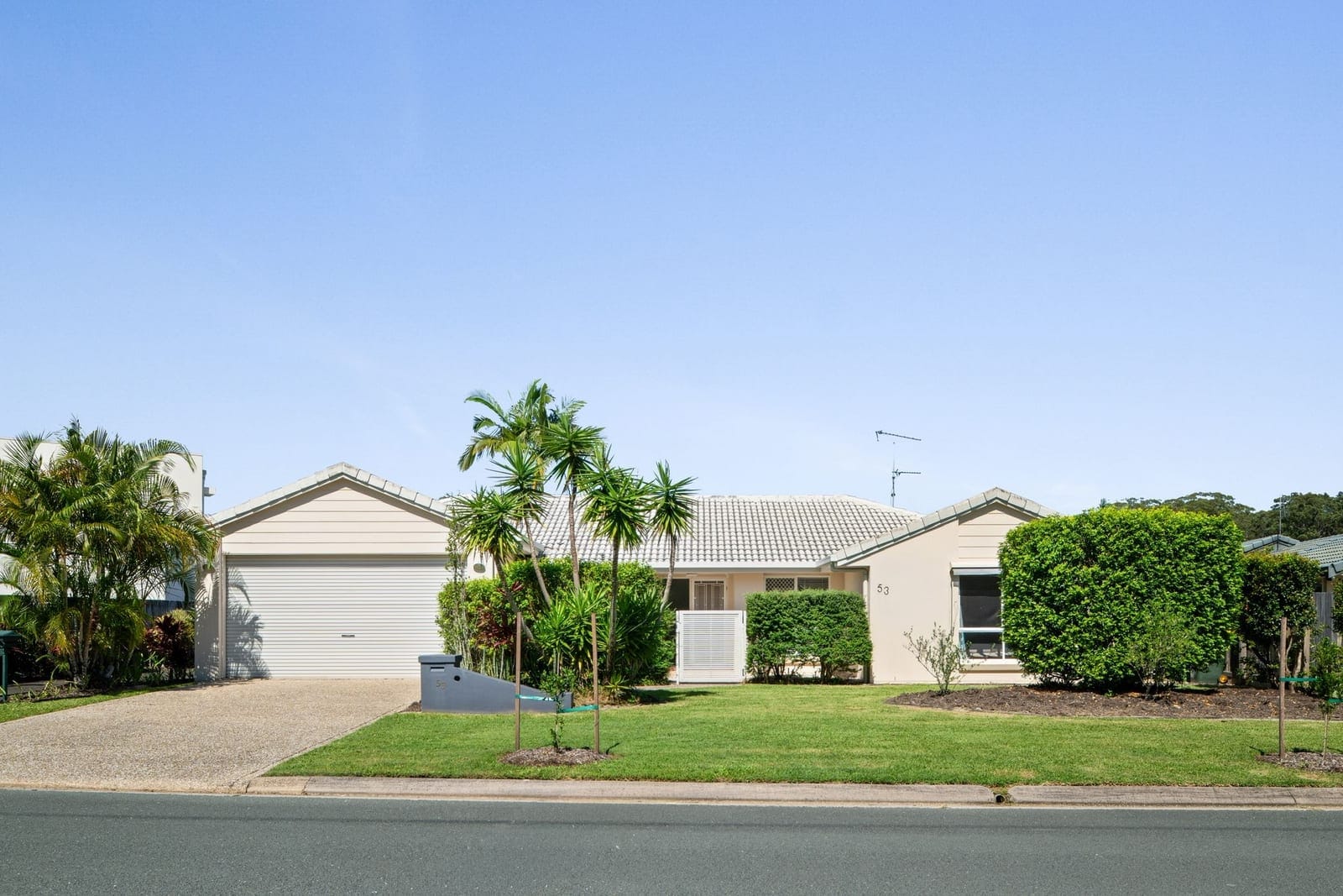 SOLD by Team Cassie Kennedy!