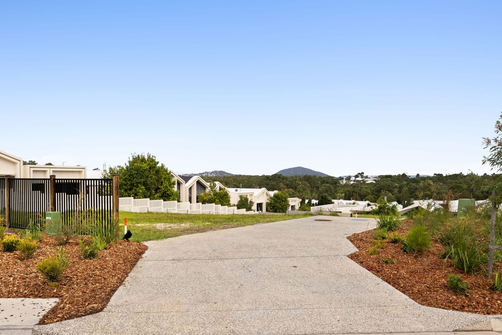 SOLD BY JAMIE VIBERT & NAJ ELSAYED