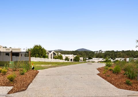 SOLD BY JAMIE VIBERT & NAJ ELSAYED