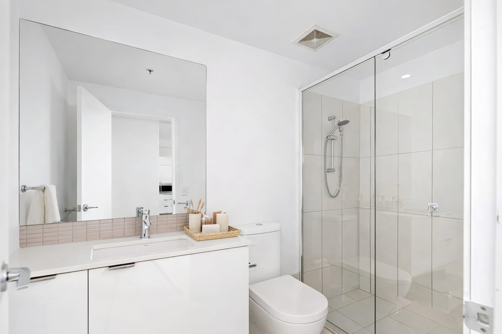 SOLD BY JAMIE VIBERT & NAJ ELSAYED