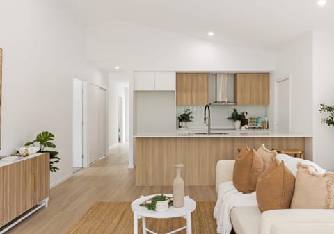 SOLD BY JAMIE VIBERT & NAJ ELSAYED