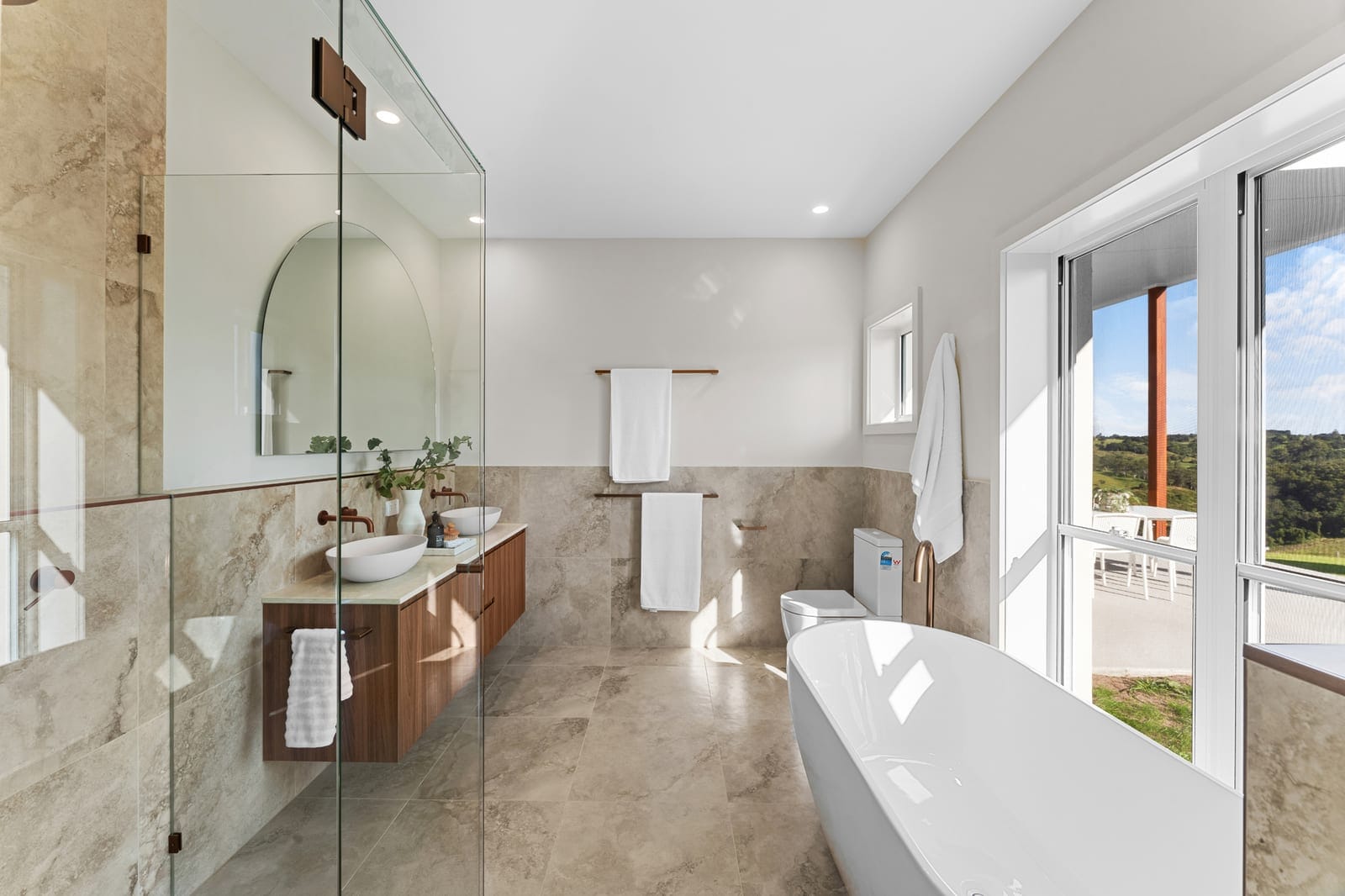 Mawingu - Among the Clouds: Elevated Ridgeline Living with Breathtaking Hinterland Views