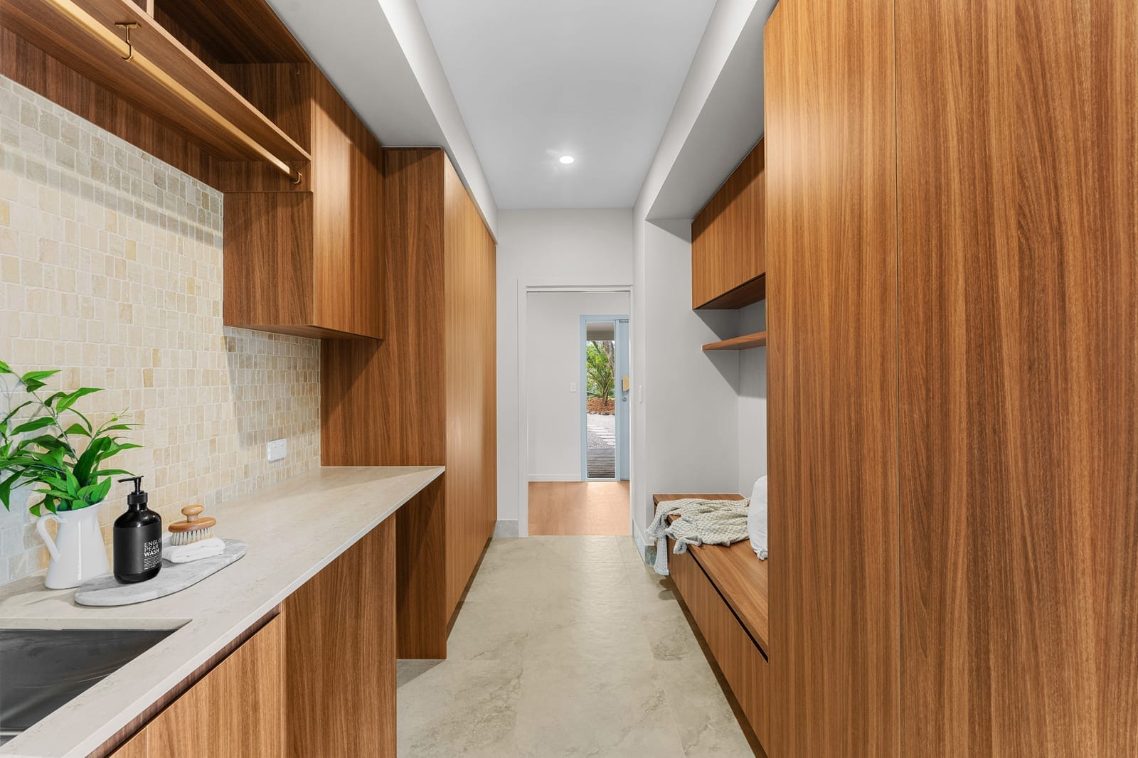 Mawingu - Among the Clouds: Elevated Ridgeline Living with Breathtaking Hinterland Views