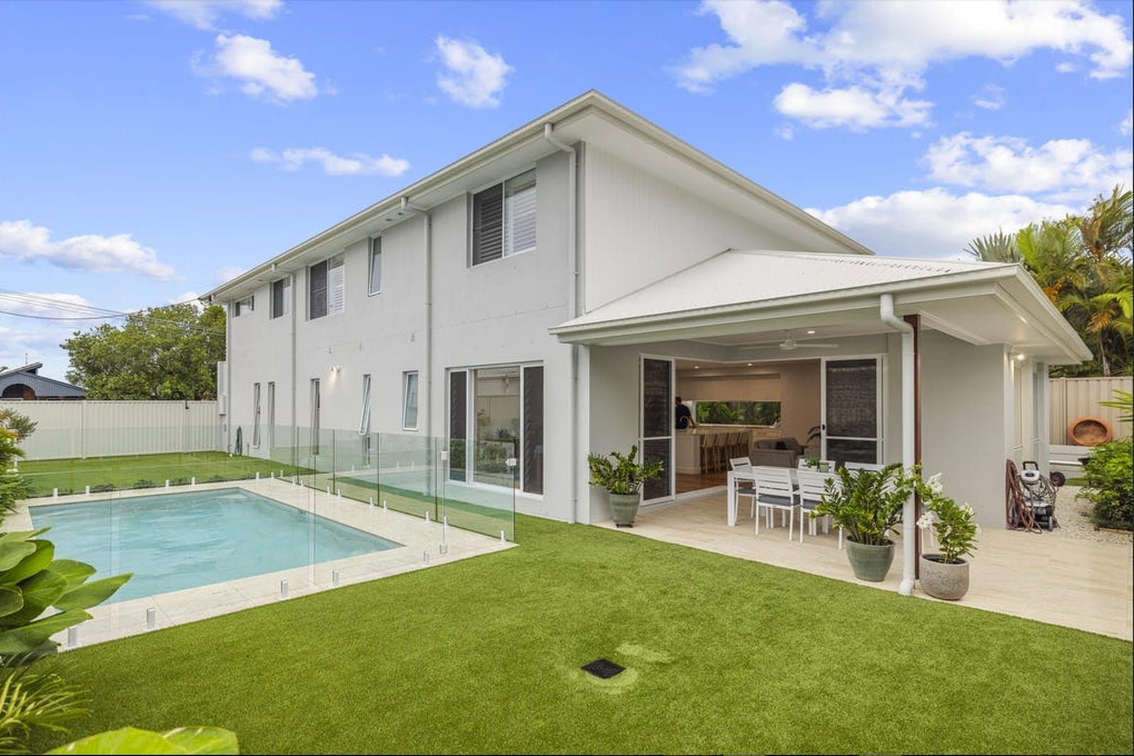 Luxury, Light & Lifestyle in Prestigious Beachside Mooloolaba