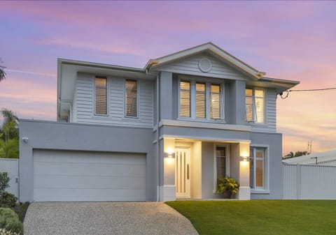 Luxury, Light & Lifestyle in Prestigious Beachside Mooloolaba