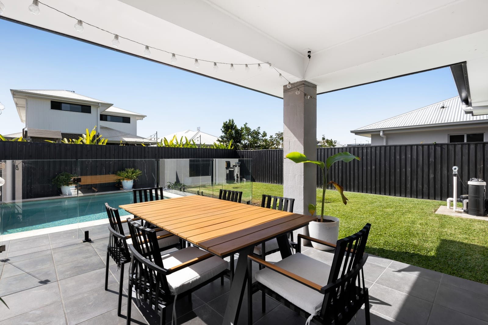 SOLD BY JAMIE VIBERT & NAJ ELSAYED