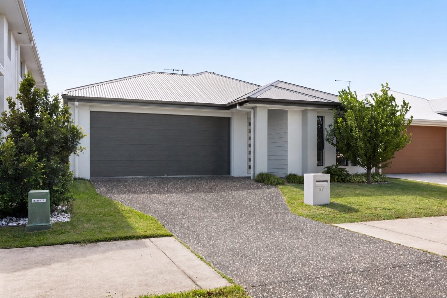 SOLD BY JAMIE VIBERT & NAJ ELSAYED