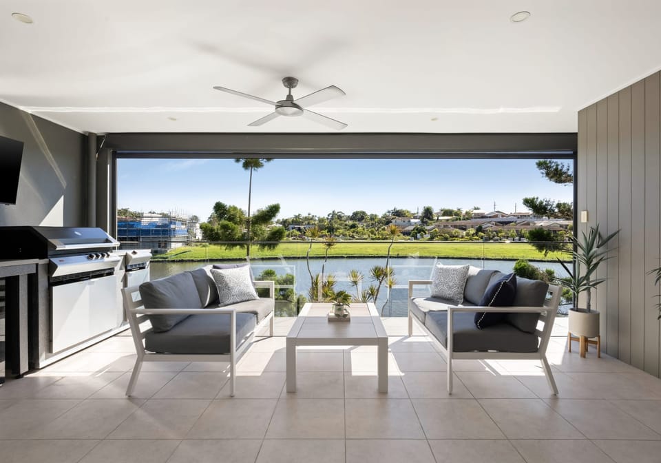 Waterfront Living in the Heart of Sunshine Cove