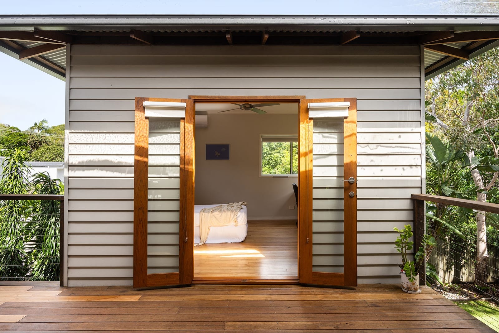 A Sanctuary of Coastal Calm and Privacy