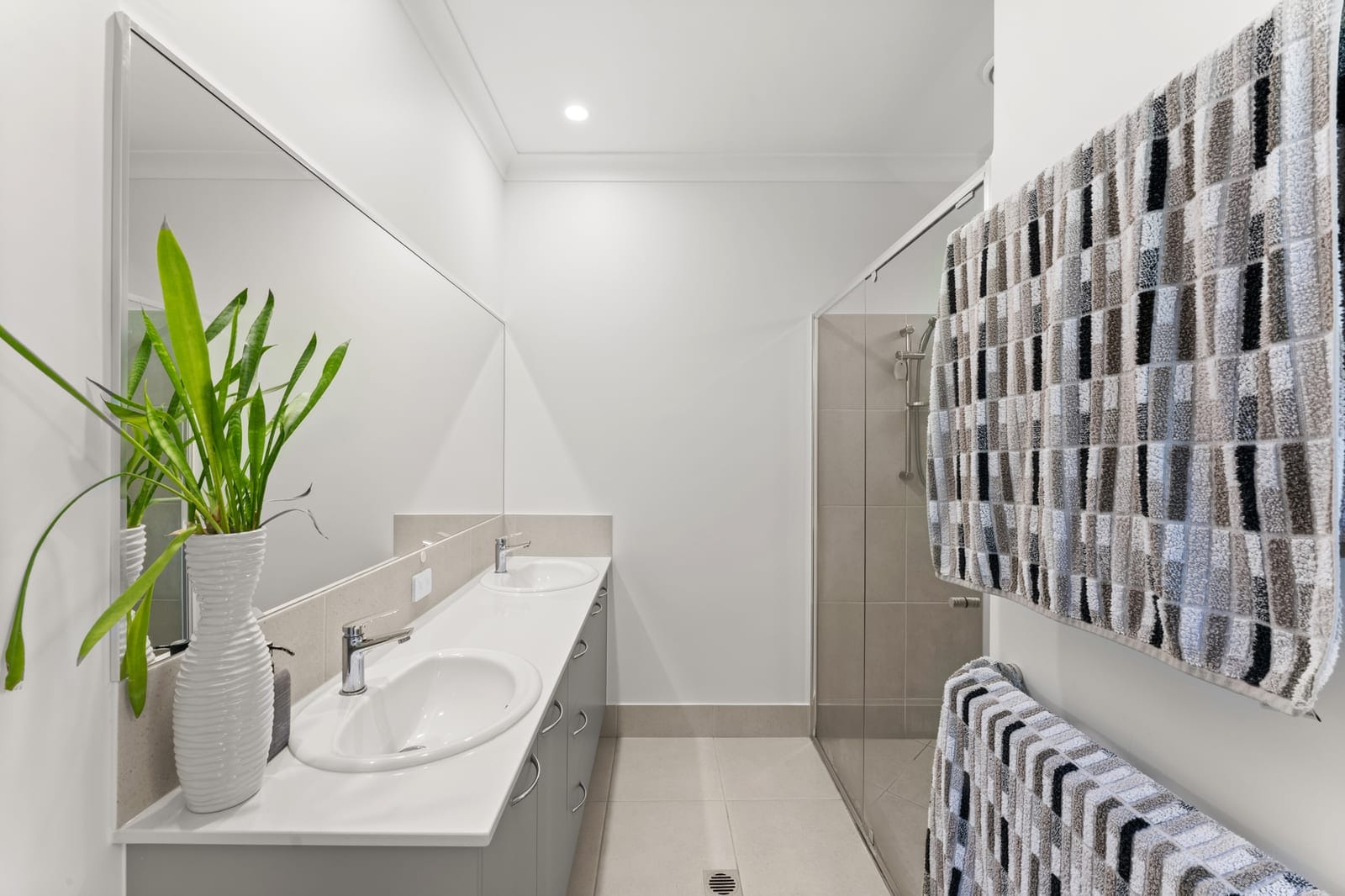 The Ultimate Family Upgrade - Space, Privacy & Lifestyle