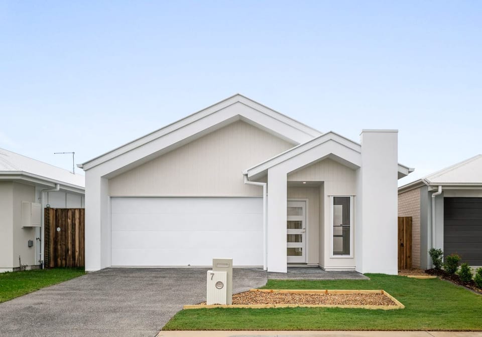 SOLD by Team Cassie Kennedy!