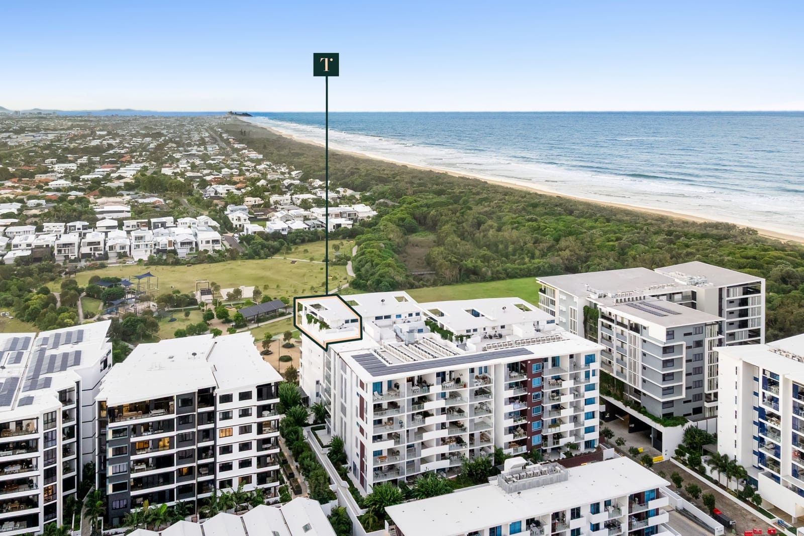 Beachside Penthouse Prestige: North Facing with Rooftop Terrace