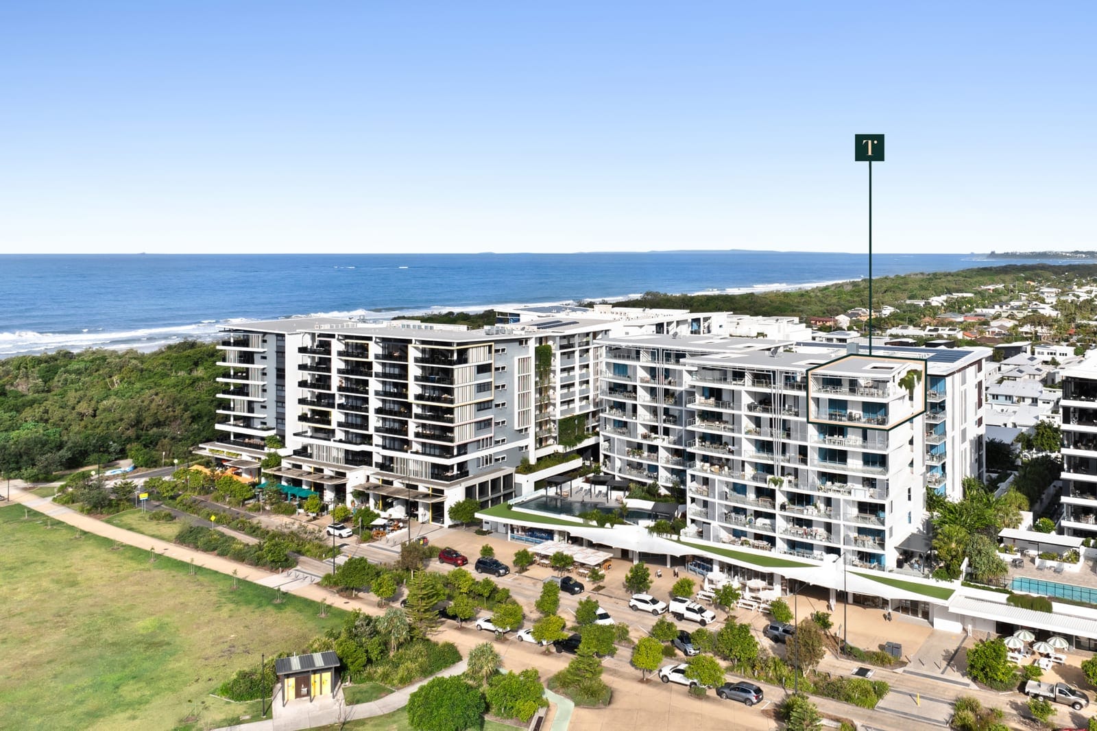 Beachside Penthouse Prestige: North Facing with Rooftop Terrace