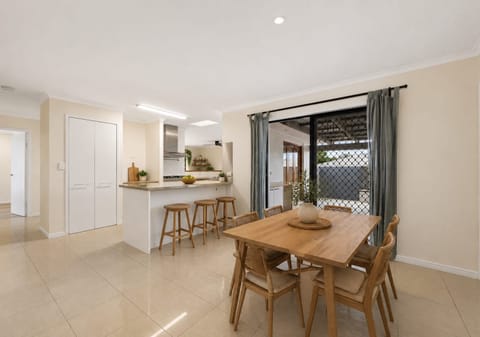 SOLD BY JAMIE VIBERT & NAJ ELSAYED