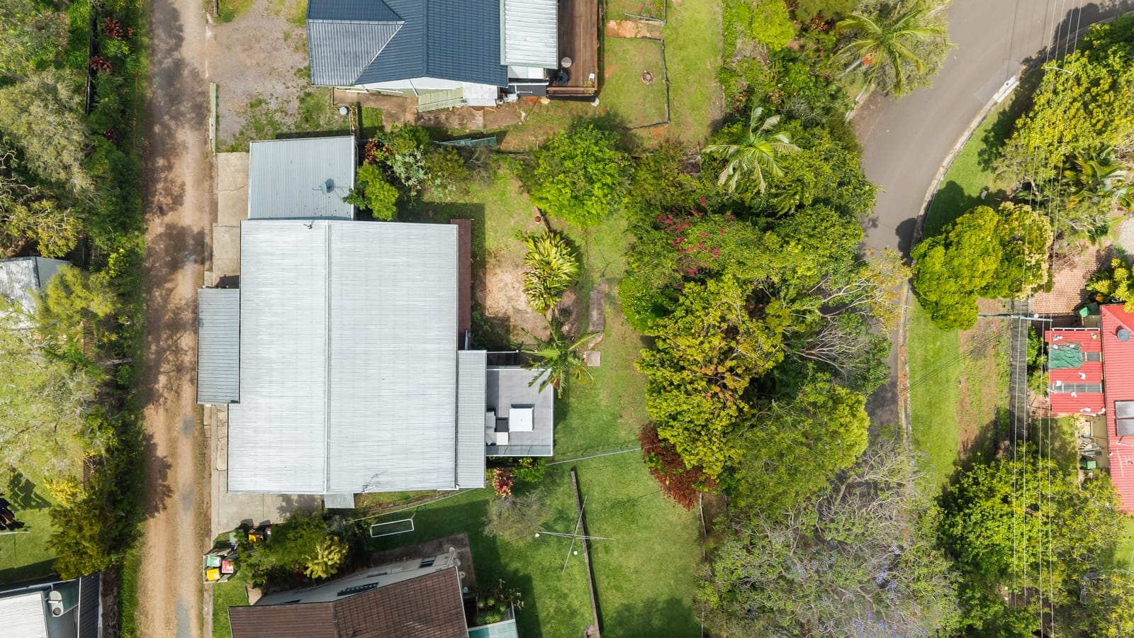 Elevated Hinterland Living with Character, Charm & Endless Potential