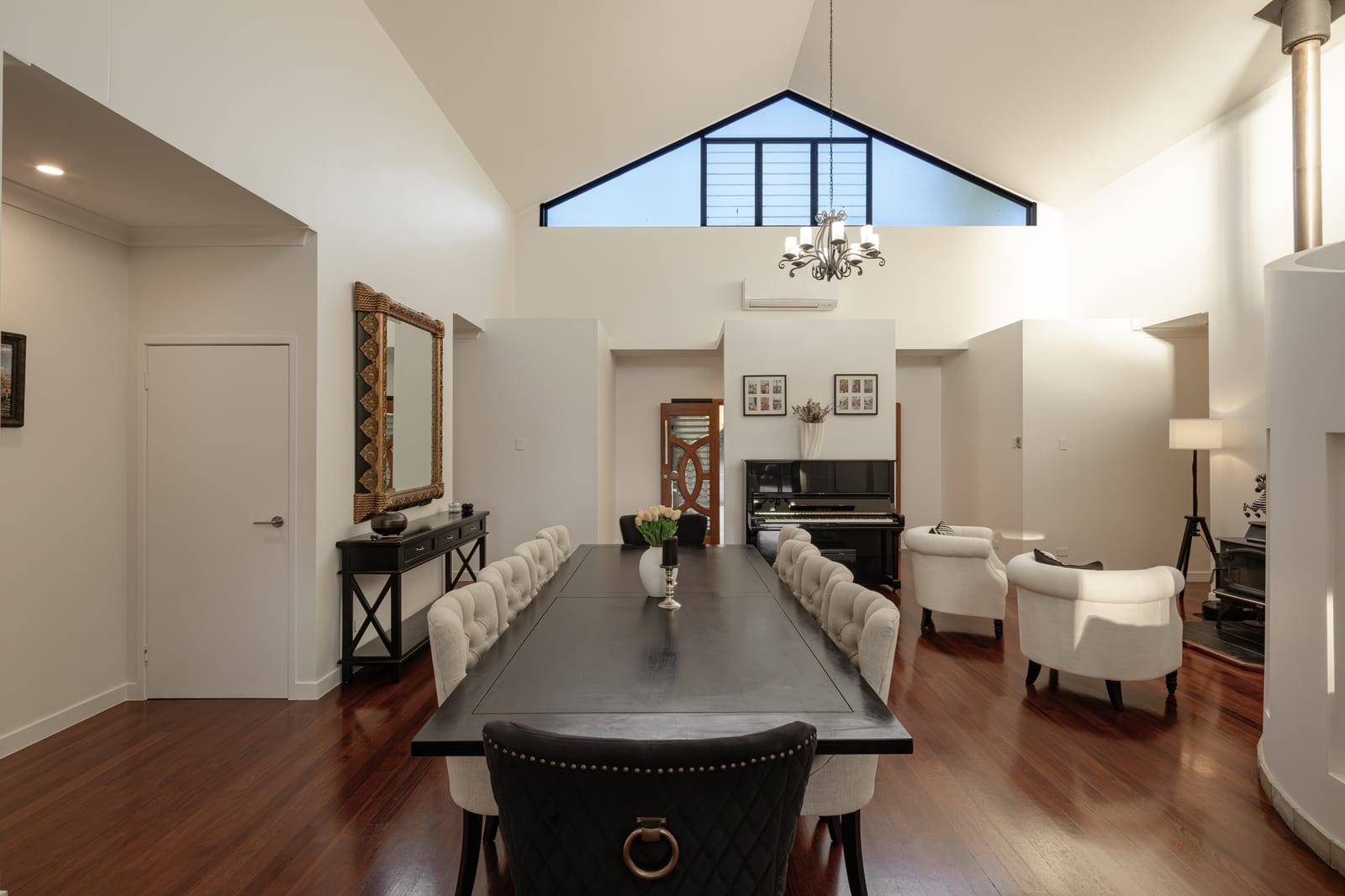 Prestige Hinterland Living: Architectural Excellence