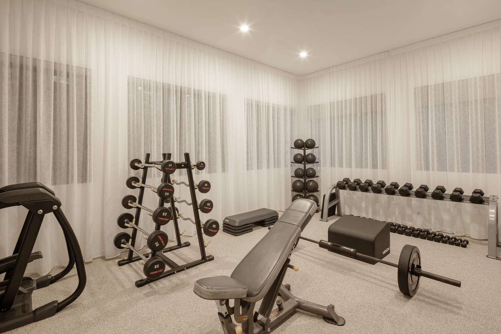 Prestige Hinterland Living: Architectural Excellence