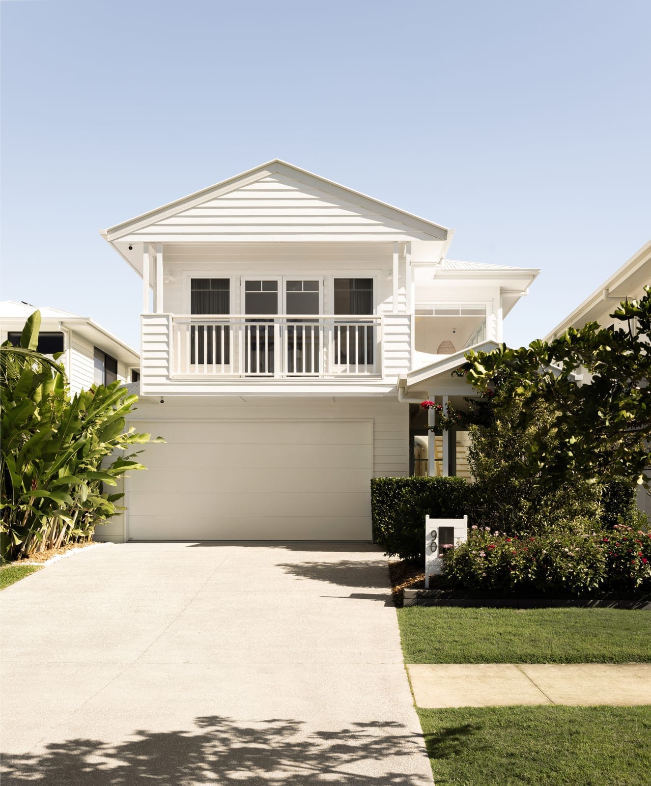 Elegant Entertainer: Waterfront with Pontoon & Ocean Access