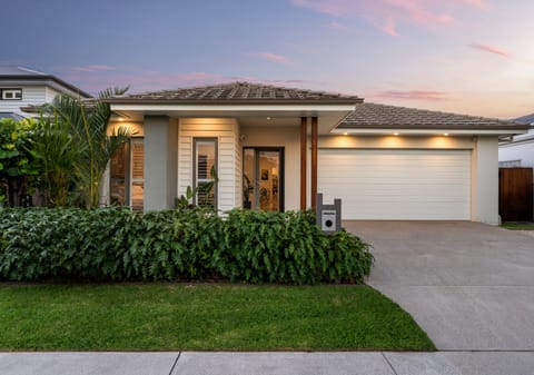 SOLD BY JAMIE VIBERT & NAJ ELSAYED