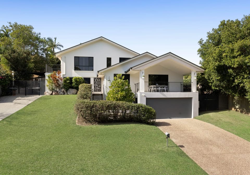 SOLD BY JAMIE VIBERT & NAJ ELSAYED