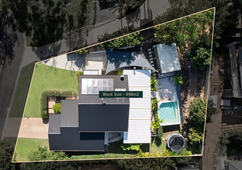 SOLD BY JAMIE VIBERT & NAJ ELSAYED