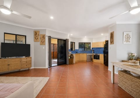 SOLD by Team Cassie Kennedy!