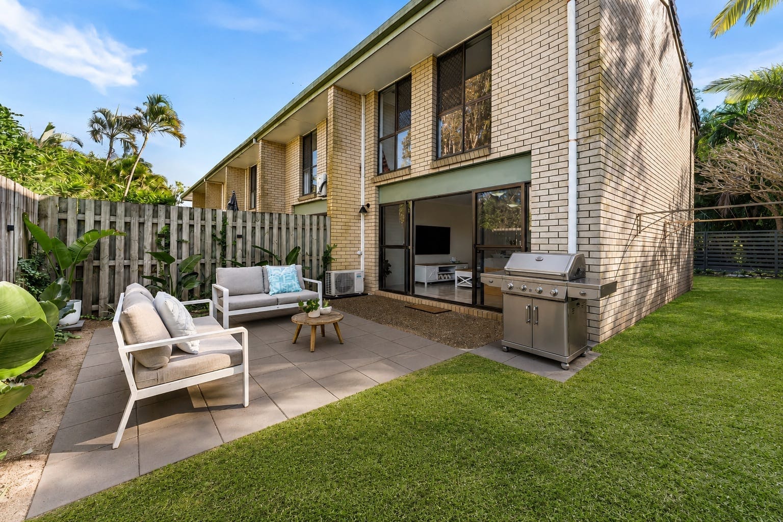 SOLD BY JAMIE VIBERT & NAJ ELSAYED