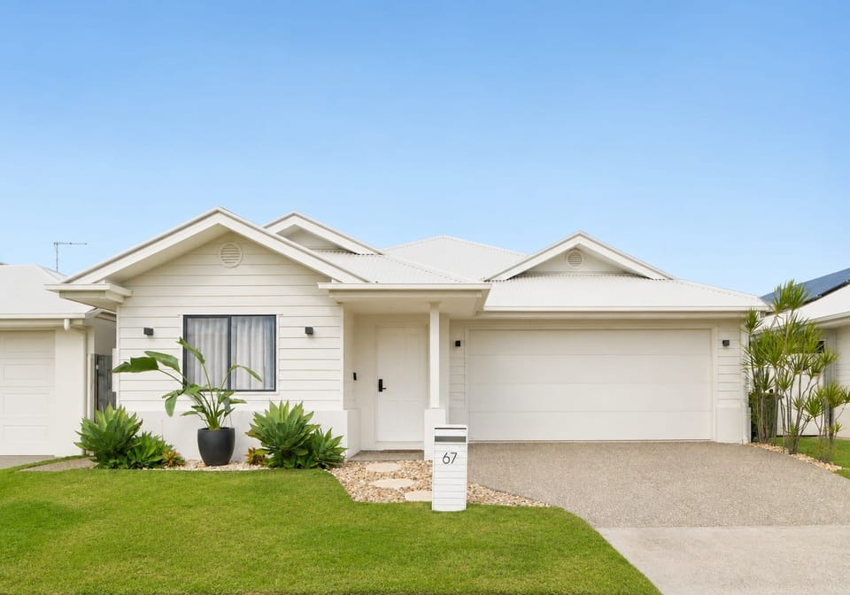 SOLD by Team Cassie Kennedy!