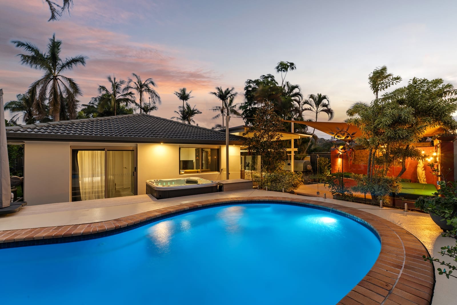 SOLD BY JAMIE VIBERT & NAJ ELSAYED