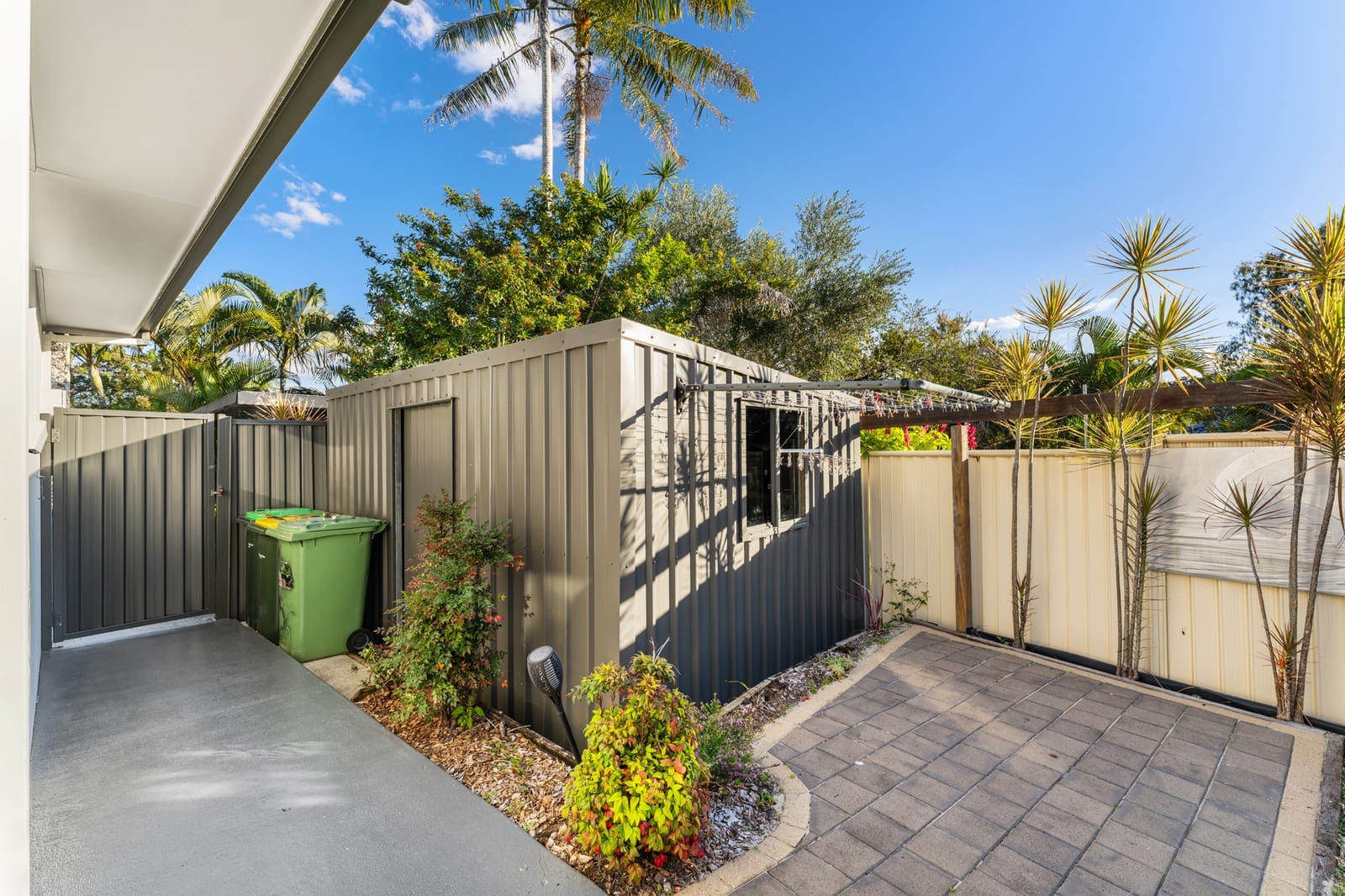 SOLD BY JAMIE VIBERT & NAJ ELSAYED