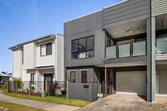 SOLD by Team Cassie Kennedy!