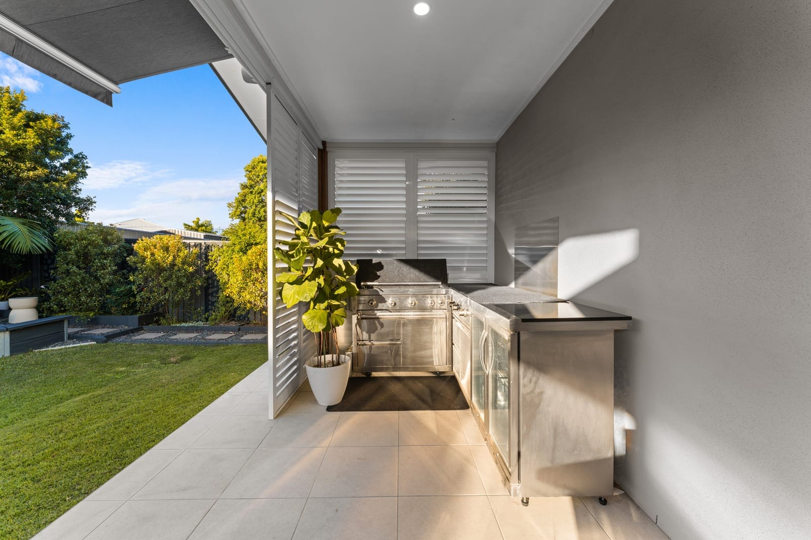Contemporary Luxury Meets Peaceful Bushland Living