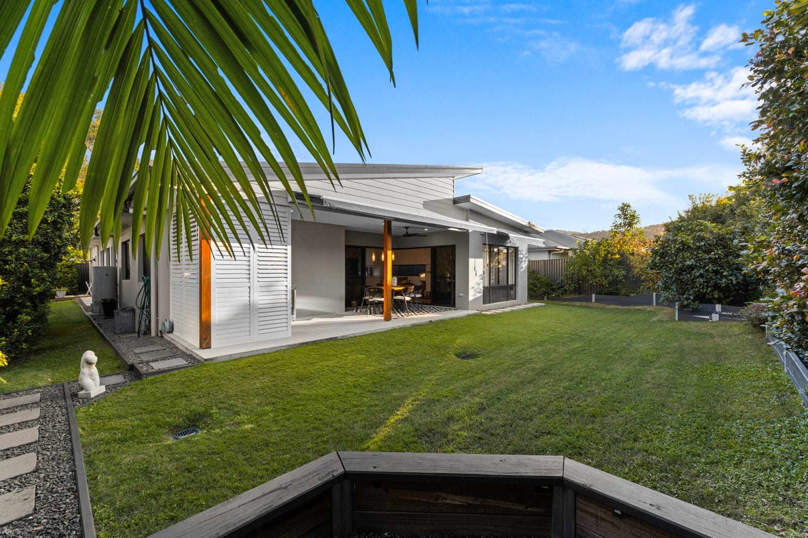 Contemporary Luxury Meets Peaceful Bushland Living